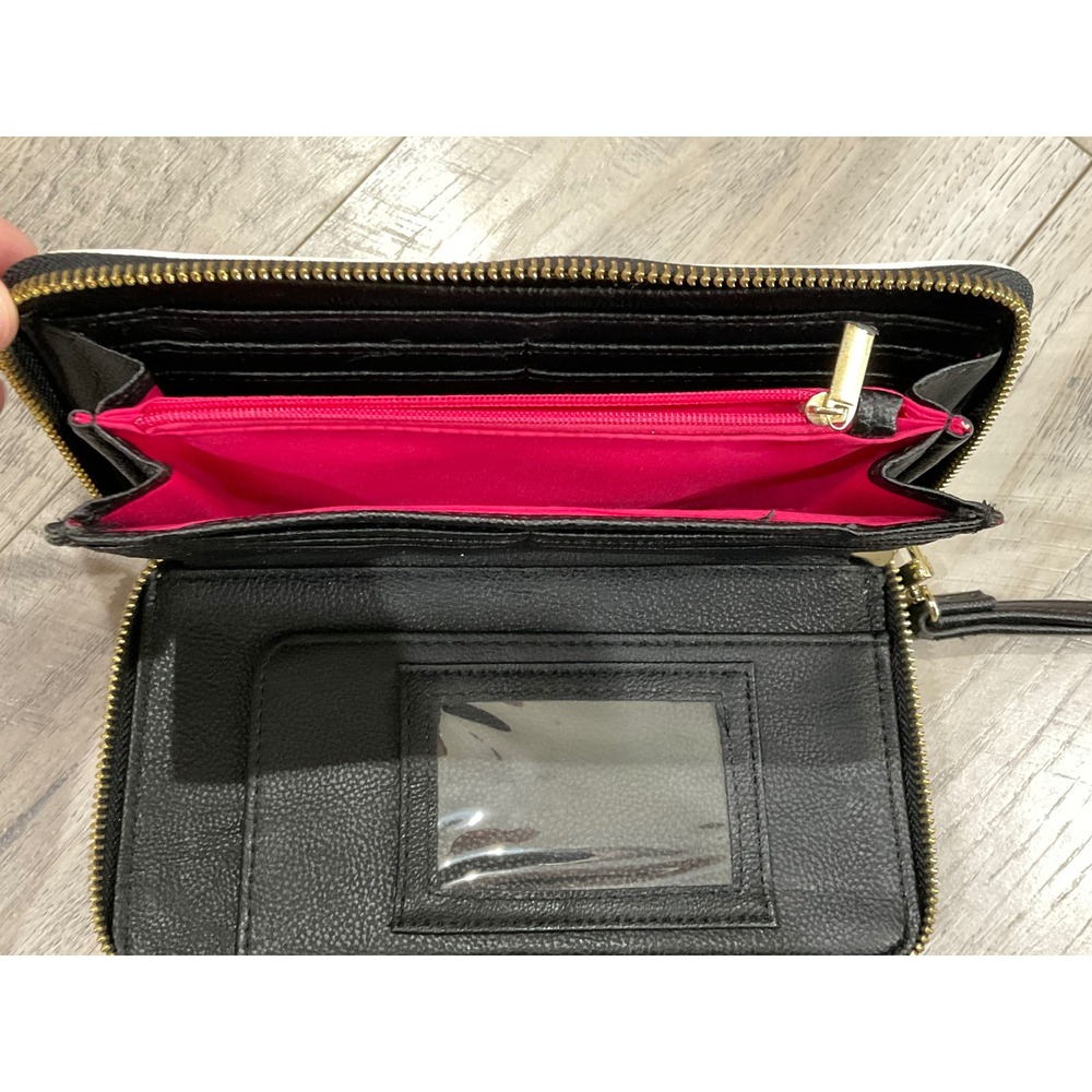 Betsey Johnson XOX Betsey Studded Wristlet Wallet Black White Colorblock - Picture 4 of 4